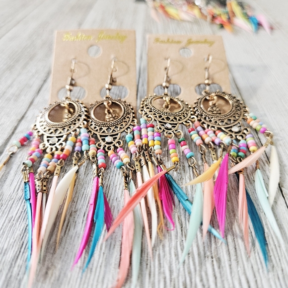 8 Pairs of Bohemian Style Colorful Feather Fashion Jewelry Earrings Lot Costume - Picture 9 of 16